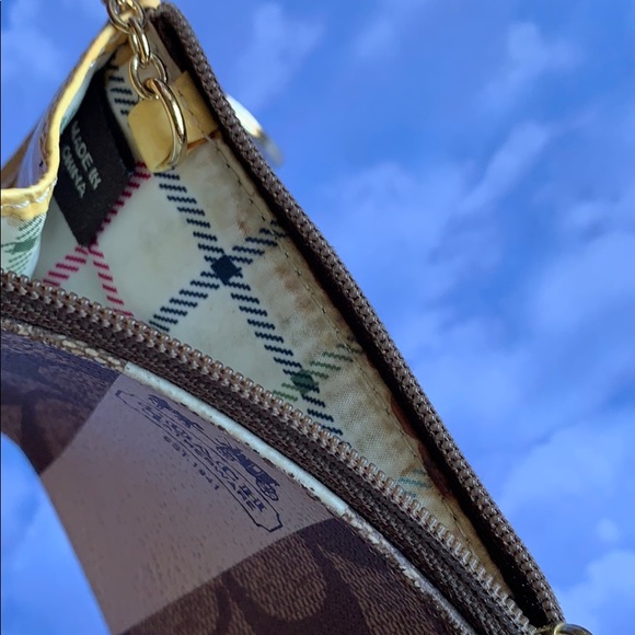 COACH Coin Purse Wallet - Picture 4 of 5